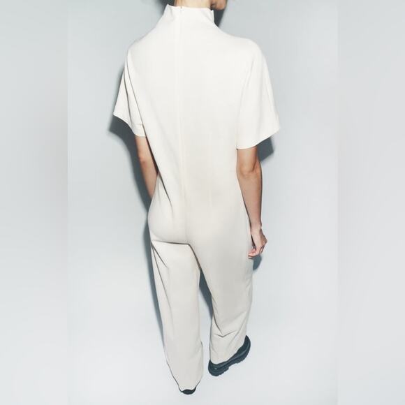 ZARA SHORT SLEEVE JUMPSUIT ZW COLLECTION - Picture 3 of 13